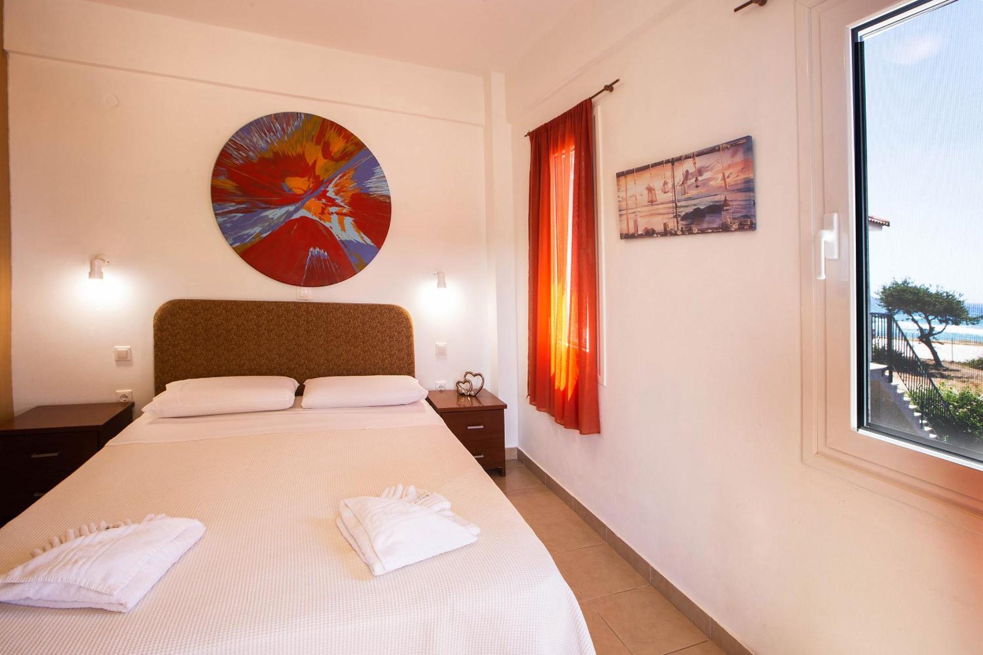 Romanos Beach Villas Exterior photo
