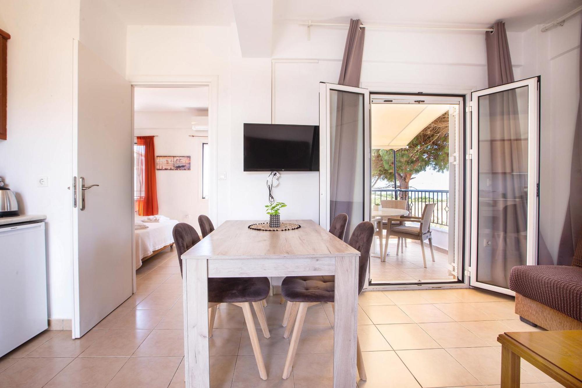 Romanos Beach Villas Exterior photo